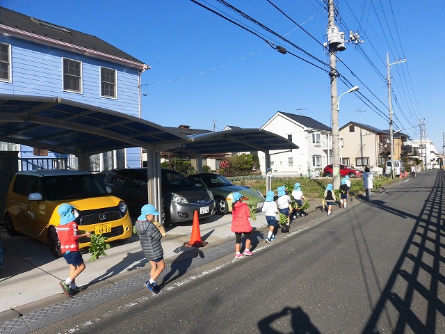 �卪�������ċA��