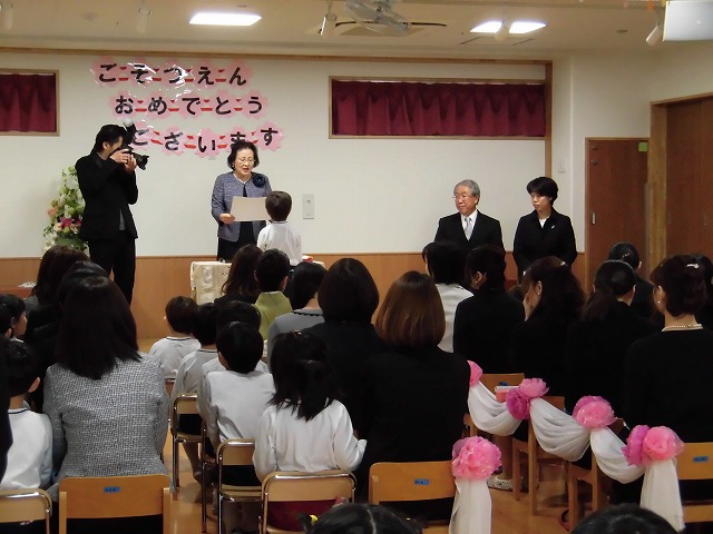 �����Ɛi��