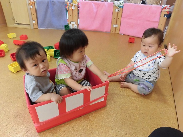 ���F������