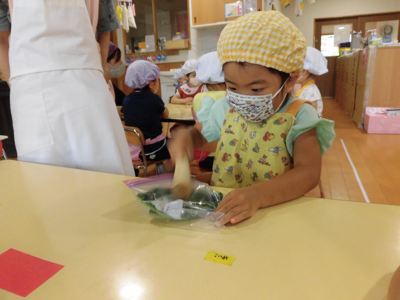 �L���E��