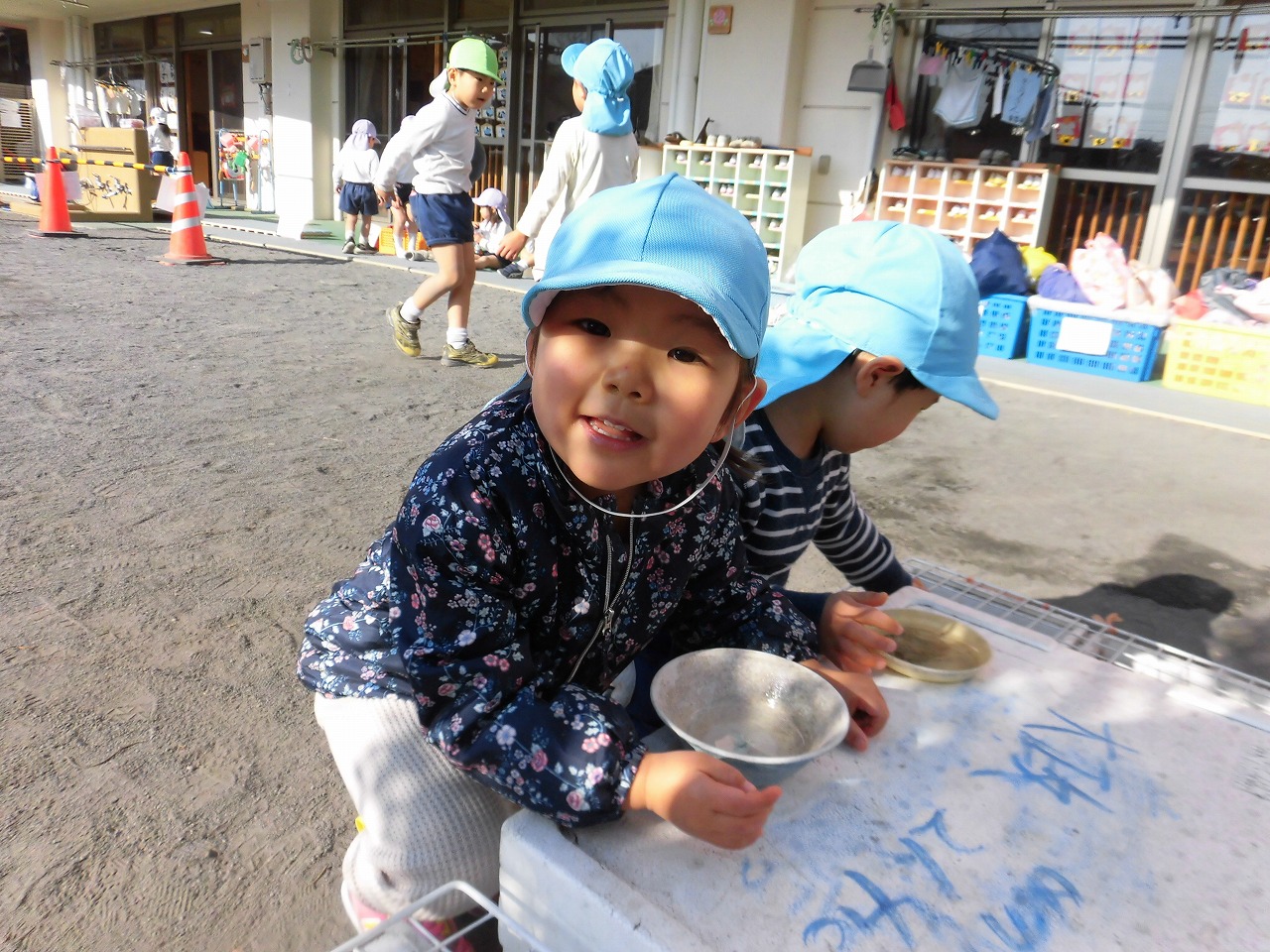 ���݂ꂮ��