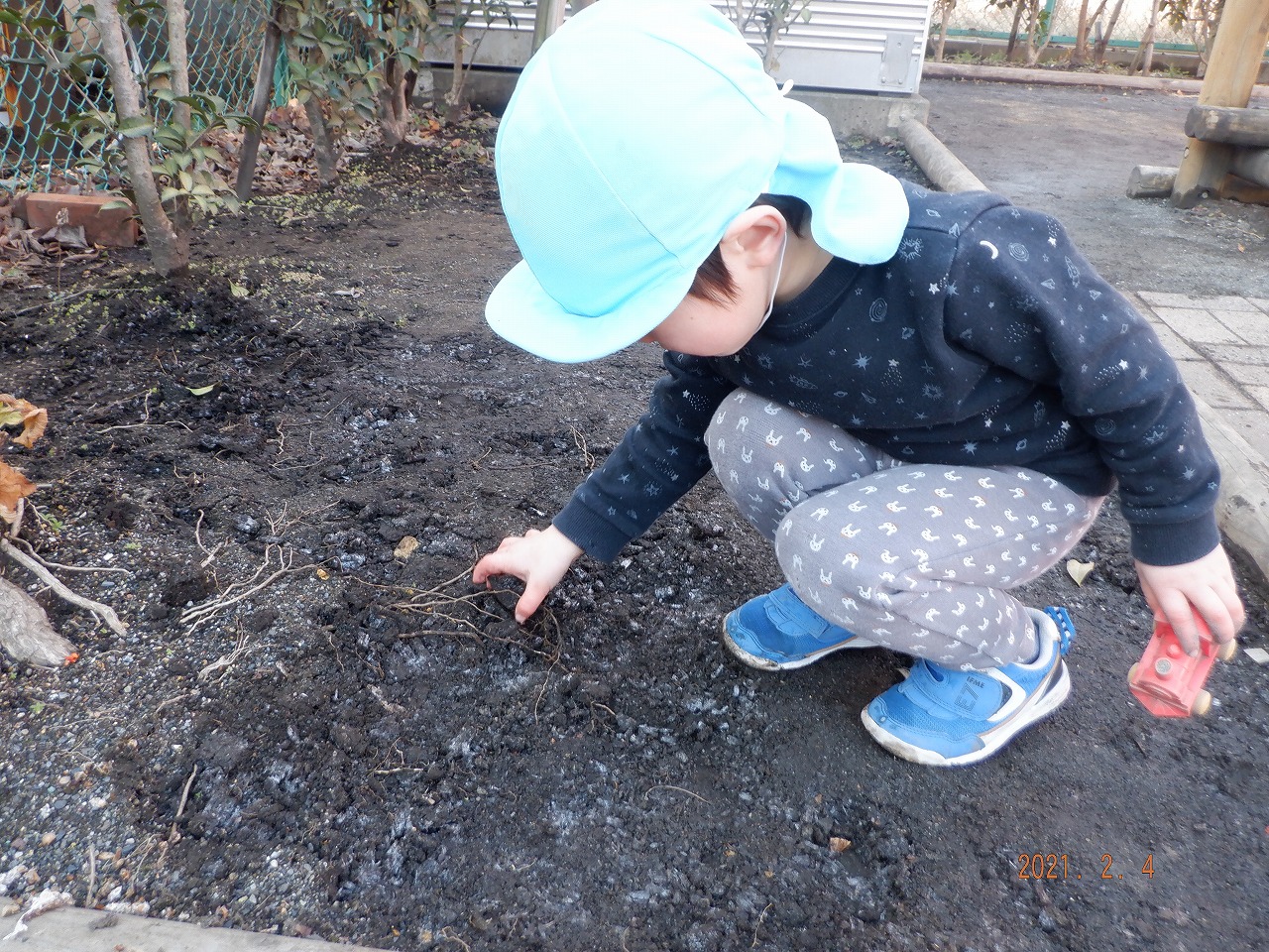 ���݂ꂮ��